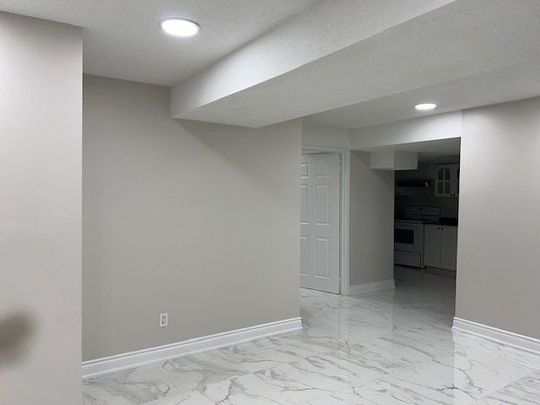 For Lease - 411 Bristol Road, Mississauga, Ontario - Photo 1