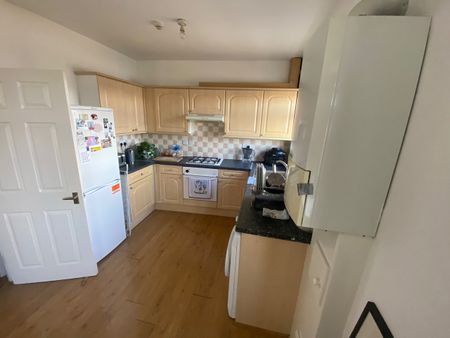 1 Bed Flat, Stoke Newington High Street, N16 - Photo 5