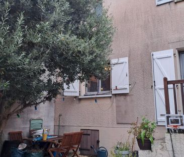 Location Maison 4 pièces 83 m2 à Blanquefort - Photo 2