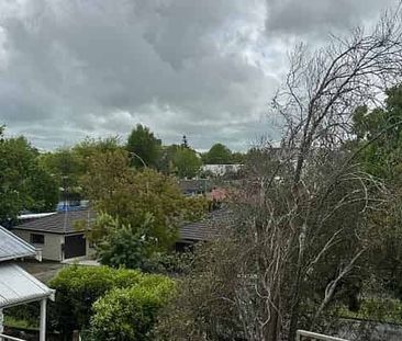 Sunny Apartment Hospital Location - Photo 2