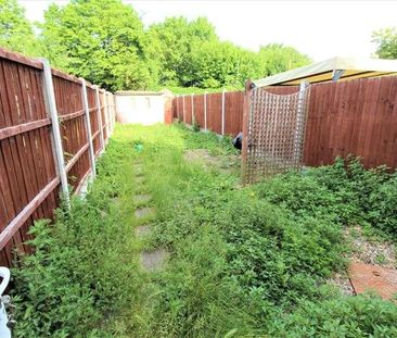 Maple Road, Grays, RM17 - Photo 4