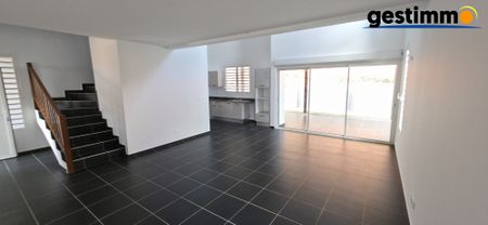 Location Maison 4 pièces 113m² MATOURY 97351 - Photo 4