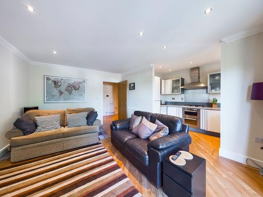 2 bedroom apartment to rent - Photo 1