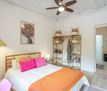 Carrer de Còrsega, Barcelona, Catalonia 08037 - Photo 6