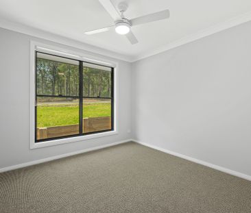 Bellbird - Photo 5