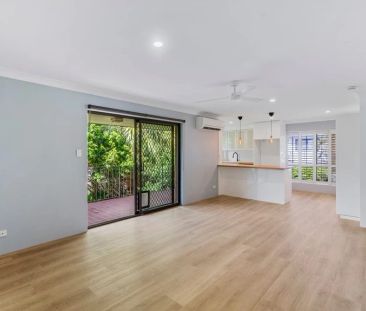 Low Maintenance and Neat as a Pin! - Photo 2