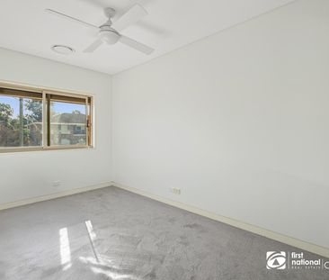 RIVERFRONT HOME!!! - Photo 6