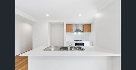 This Low Maintenance Property is Sure to Impress. - Photo 3