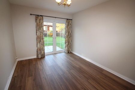 14 Lynda Farm, Newtownabbey, BT37 0AX - Photo 4