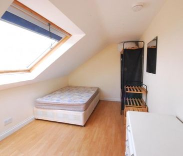 4 Bed - Dinsdale Road, Sandyford - Photo 6