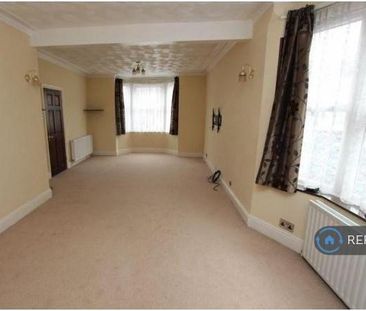 3 bedroom detached house to rent - Photo 4