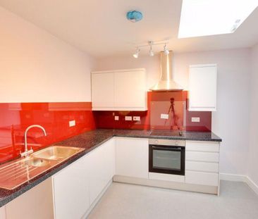 2 bedroom apartment to rent - Photo 3