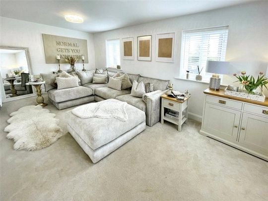 3 bedroom detached house to rent - Photo 1