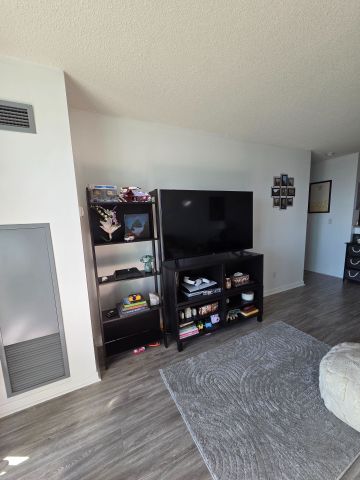 For Lease - 2545 Erin Centre Boulevard Unit# 1406, Mississauga, Ontario - Photo 3