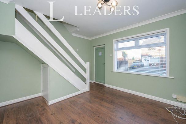 2 bedroom terraced house to rent - Photo 1