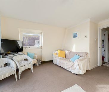 West Hill Road, St-leonards, TN38 0NF - Photo 3