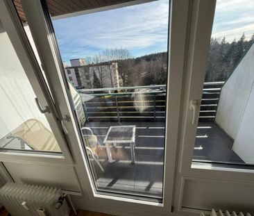 Sonnige und bequeme MOBLIERTE 2 Zi. WHG - Photo 1