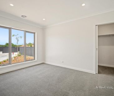 16 Miners Crescent, Ballarat East - Photo 6