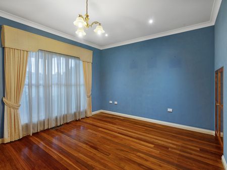 5 Dalston Court, Mount Lofty QLD 4350 - House For Rent | Domain - Photo 3