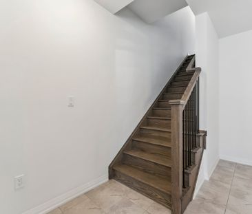 For Lease - 17 Moosehead Drive, Brampton, Ontario - Photo 6