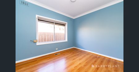 Centrally Located Family Home - Photo 3