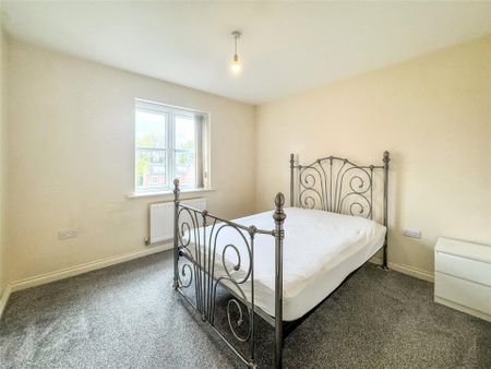 Churchill Road, Gateshead, NE8 - Photo 2