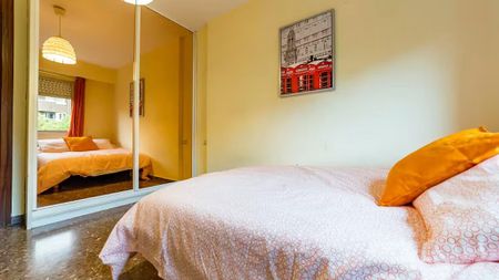 Carrer del Doctor Manuel Candela, Valencia, Valencian Community 46021 - Photo 2