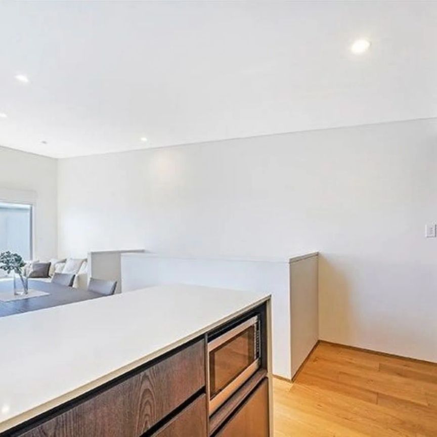 LIfestyle, Comfort and Dreams are made here - Photo 1