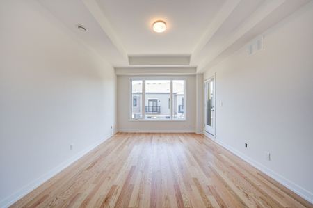 For Lease - 1126 Wheat Boom Drive, Oakville, Ontario - Photo 5