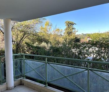Location Appartement 2 pièces 47m² DRAGUIGNAN 83300 - Photo 4