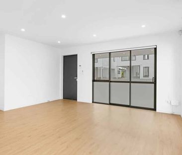 Modern 3-Bedroom Duplex - Photo 5