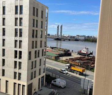 Location Appartement 2 pièces 44m² BORDEAUX 33000 - Photo 4