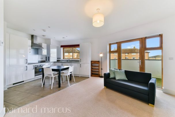 Spring Road - Photo 1