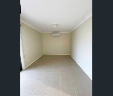 COMPACT, COSY, CONTEMPORARY & VERY PRIVATE - Photo 1