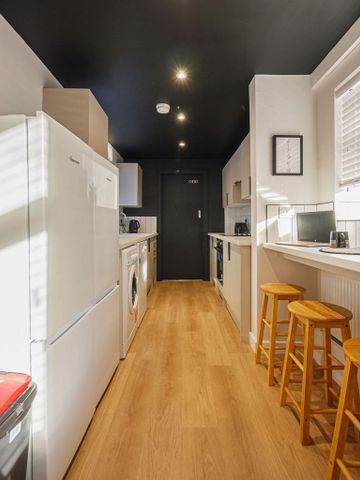 1 bedroom house of multiple occupation to rent - Photo 5