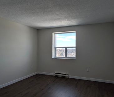 For Lease - 6719 Glen Erin Drive Unit# 701, Mississauga, Ontario - Photo 4