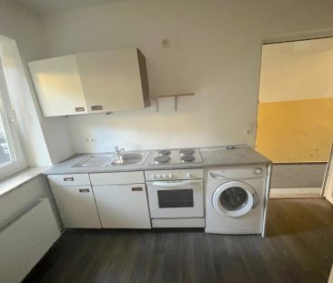 Ruhige 1,5-Zimmer Wohnung mit Blick in den grünen Innenhof - Photo 1