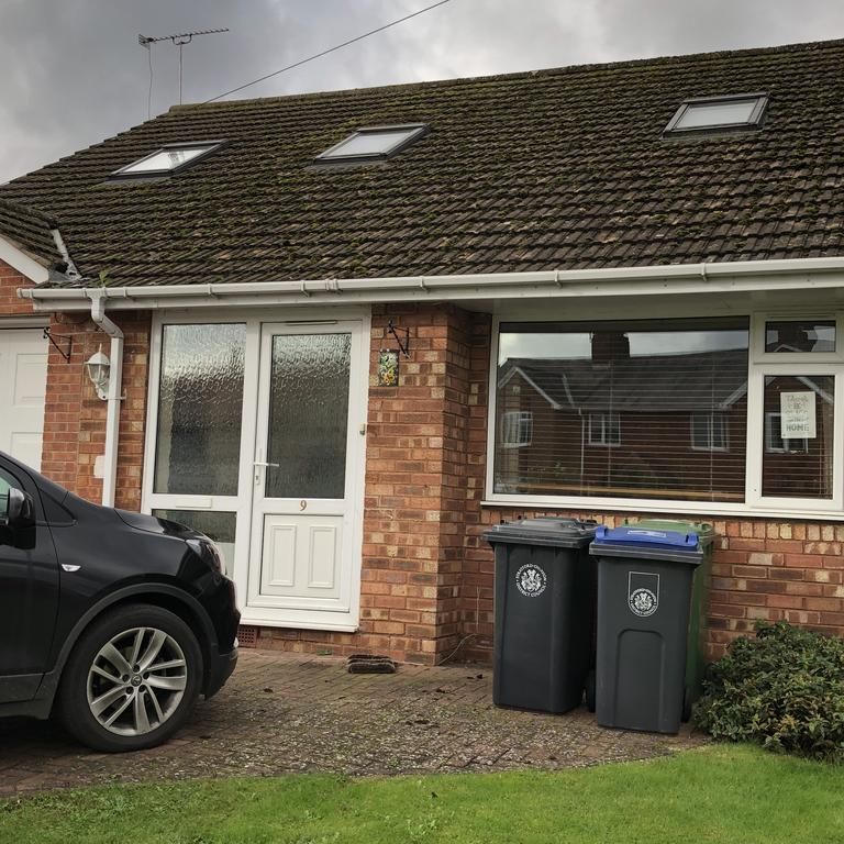 3 bedroom semi-detached house to rent - Photo 1