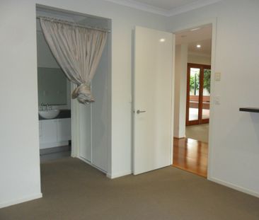 ENTERTAINERS' DELIGHT IN NINGI - Photo 5