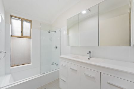 Three Bedroom Home in Rockingham - Photo 5