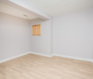 For Lease - 61 St Victor Drive, Vaughan, Ontario - Photo 5