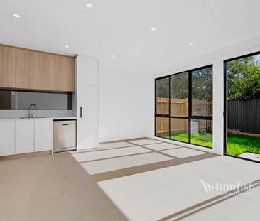 3 Bed, 2 Bath - Photo 4