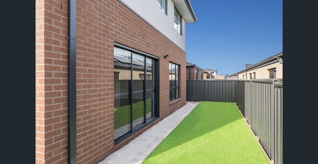 4 bedroom Family Home! - Photo 1