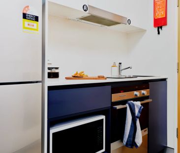 Ultra Twin Apartment-King Single Bed with Standard View - Photo 5