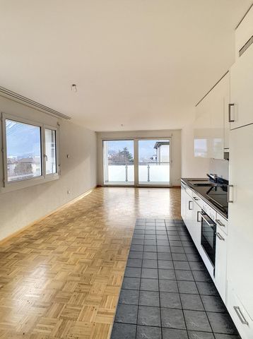 Lumineux appartement de 4.5 pièces au 4ème étage, avec jolie vue - Foto 2
