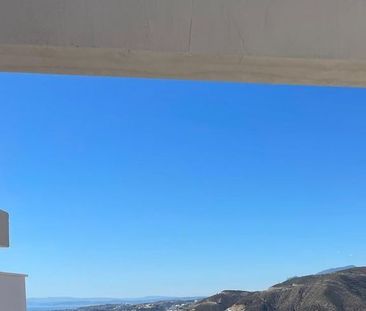 3 bedroom luxury Semidetached House for rent in Istán, Spain - Photo 4