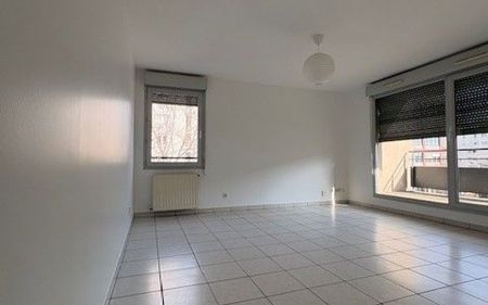 Appartement à louer 3 pièces • 65,66 m2 Lyon 7 - Photo 2