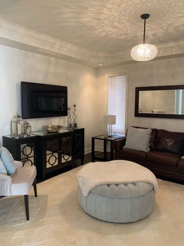 For Lease - 87 Isherwood Crescent, Vaughan, Ontario - Photo 4