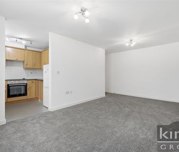 1 Bedroom Flat To Let - Photo 2