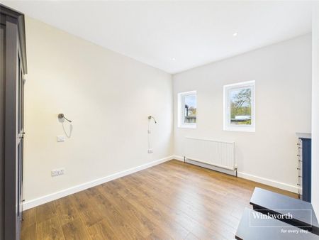 3 bedroom apartment to rent - Photo 3